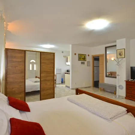 بيت ضيافة Sorici Apartments